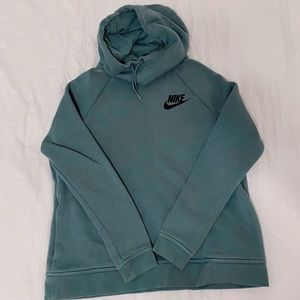 Nike turtleneck sweatshirt